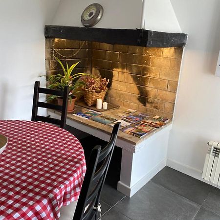 Hillside View Apartment Пленсия Екстериор снимка