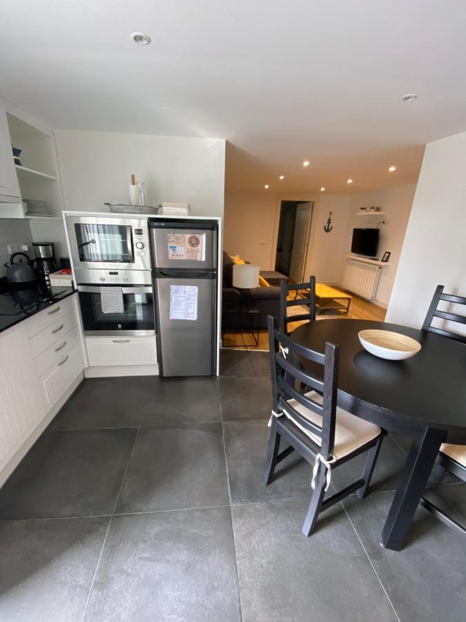 Hillside View Apartment Пленсия Екстериор снимка